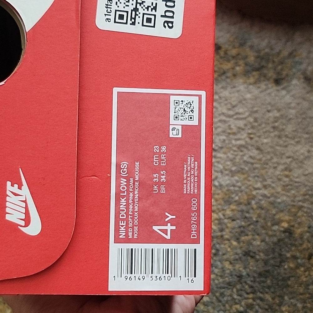 Nike dunk pink